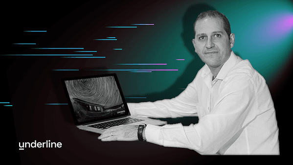 From Ontology Engineering to Ontology Governance Models